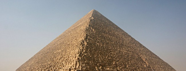 Ancient Egyptians transported pyramid stones over wet sand