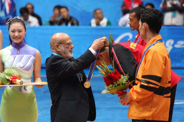 Presenting medals at Asian Paralympics